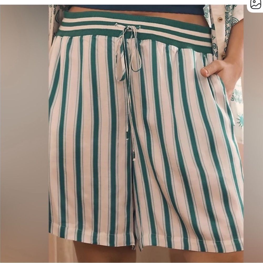 Anthropologie Green & White Striped Drawstring Shorts small